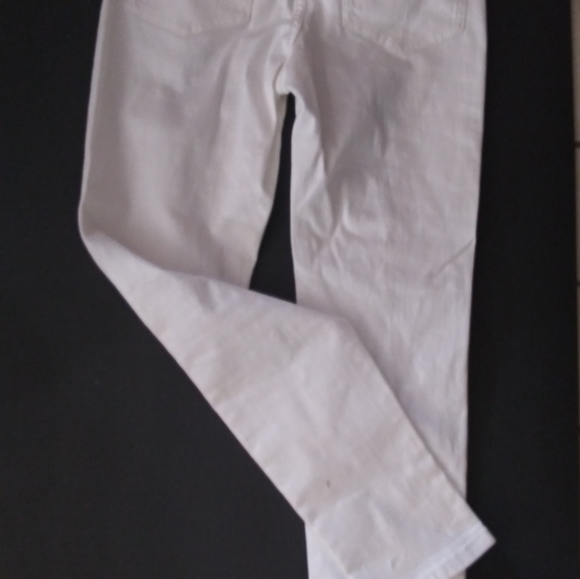 Jeans - Picture 2 of 3